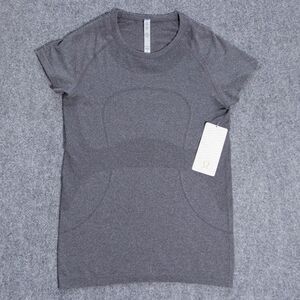 NWT Lululemon Run Swiftly Tech SS Crew Shirt Tight Fit Hip Length Gray Size 10
